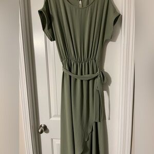 Sage green full length short sleve dress
